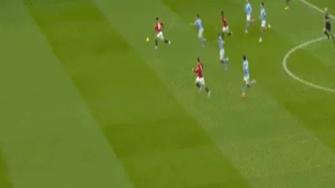 “梅西惊天一击！迈阿密国际险胜堪萨斯城竞技1-0”